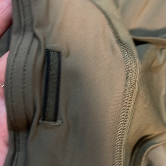 Lululemon Speed Shorts *CAMO PRINT - Picture 5 of 6